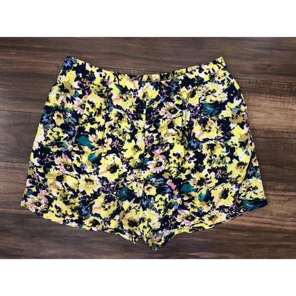 H&M Yellow Boho Printed Shorts M - Picture 1 of 5